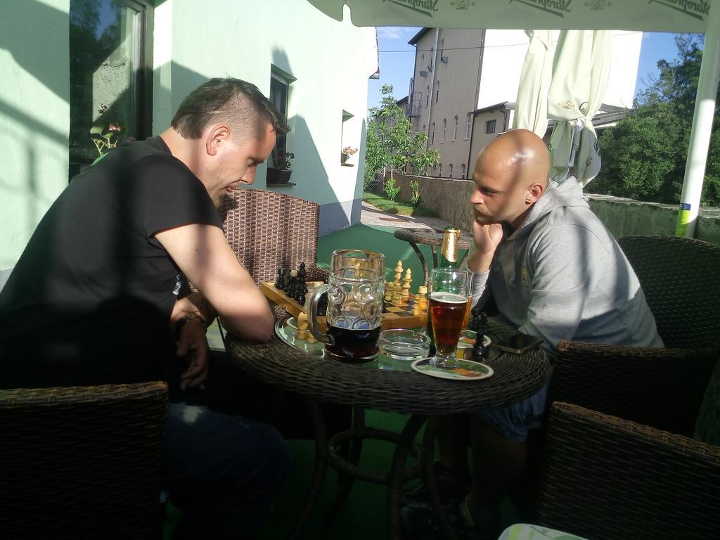 Guesthouse Veles Slovenska Bistrica Exterior foto