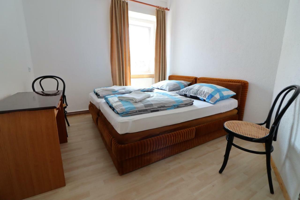 Guesthouse Veles Slovenska Bistrica Exterior foto